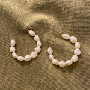 Fresh water pearl hoop earrings